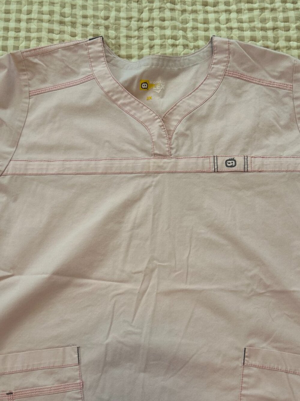 WonderFlex Scrub Set – Size 2XP – Pink – Excellent Pre-Owned Condition